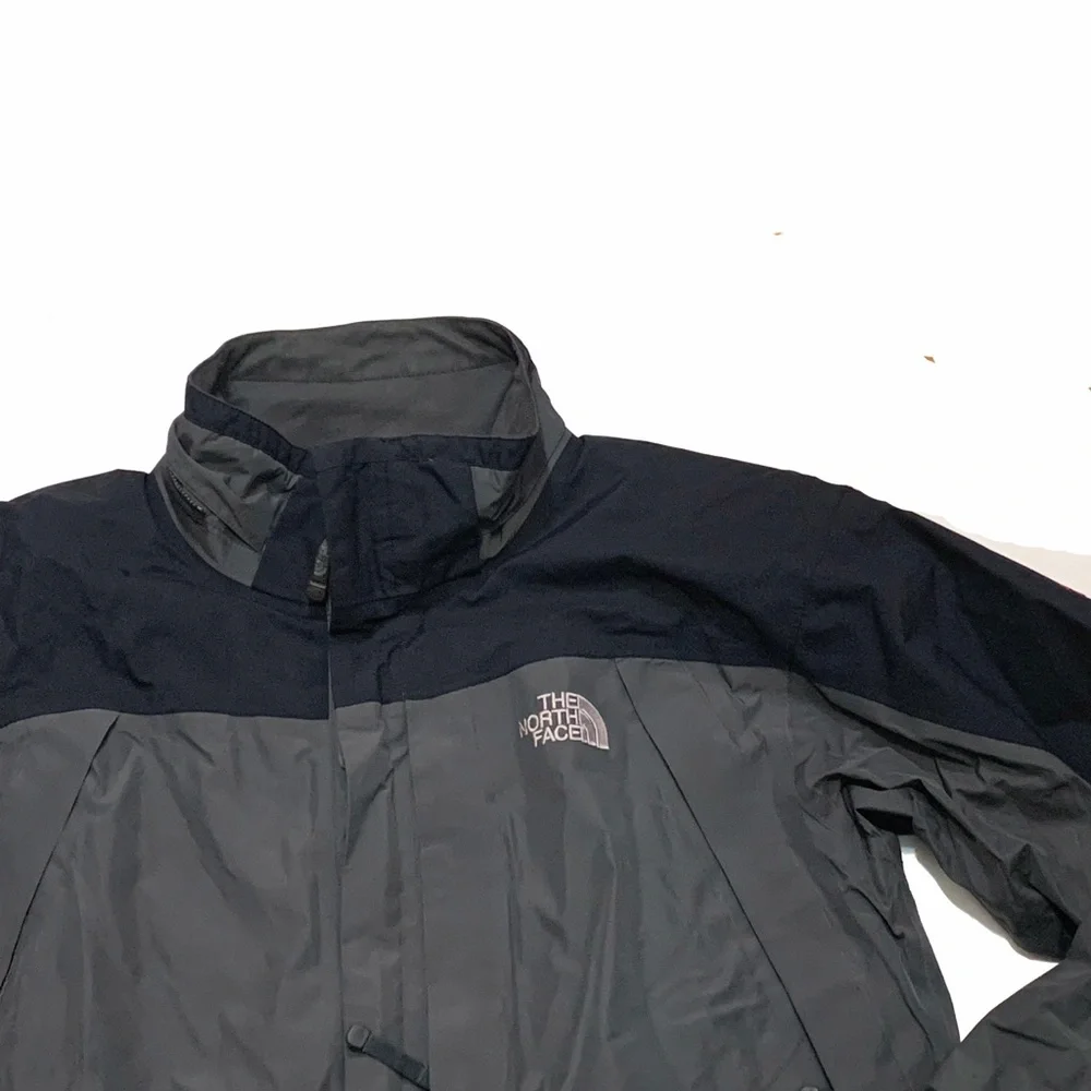 The North Face Men's Black and Gray gore tex Jacket